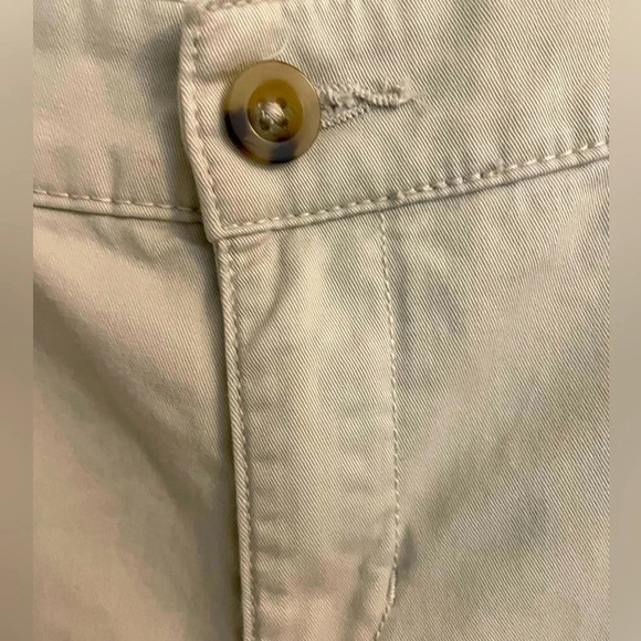 a.n.a 10 Chino cropped pants 98% cotton 2% spandex. 2 front slant pockets khaki. - Picture 5 of 9